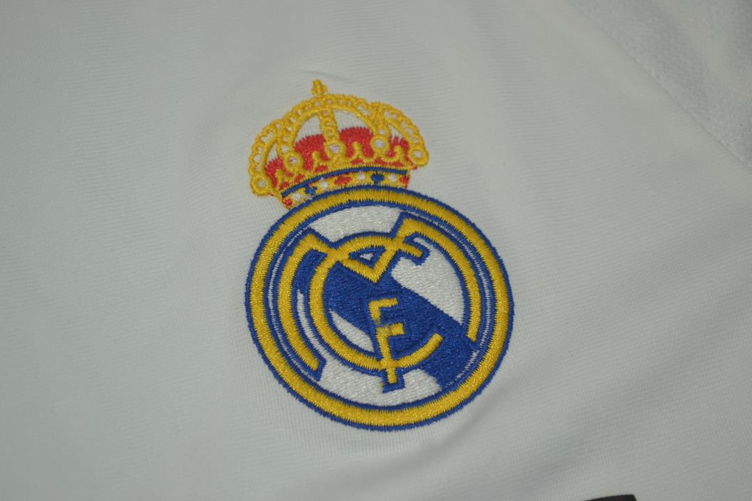 Real Madrid 2005/2006 Vintage Retro Home Jersey