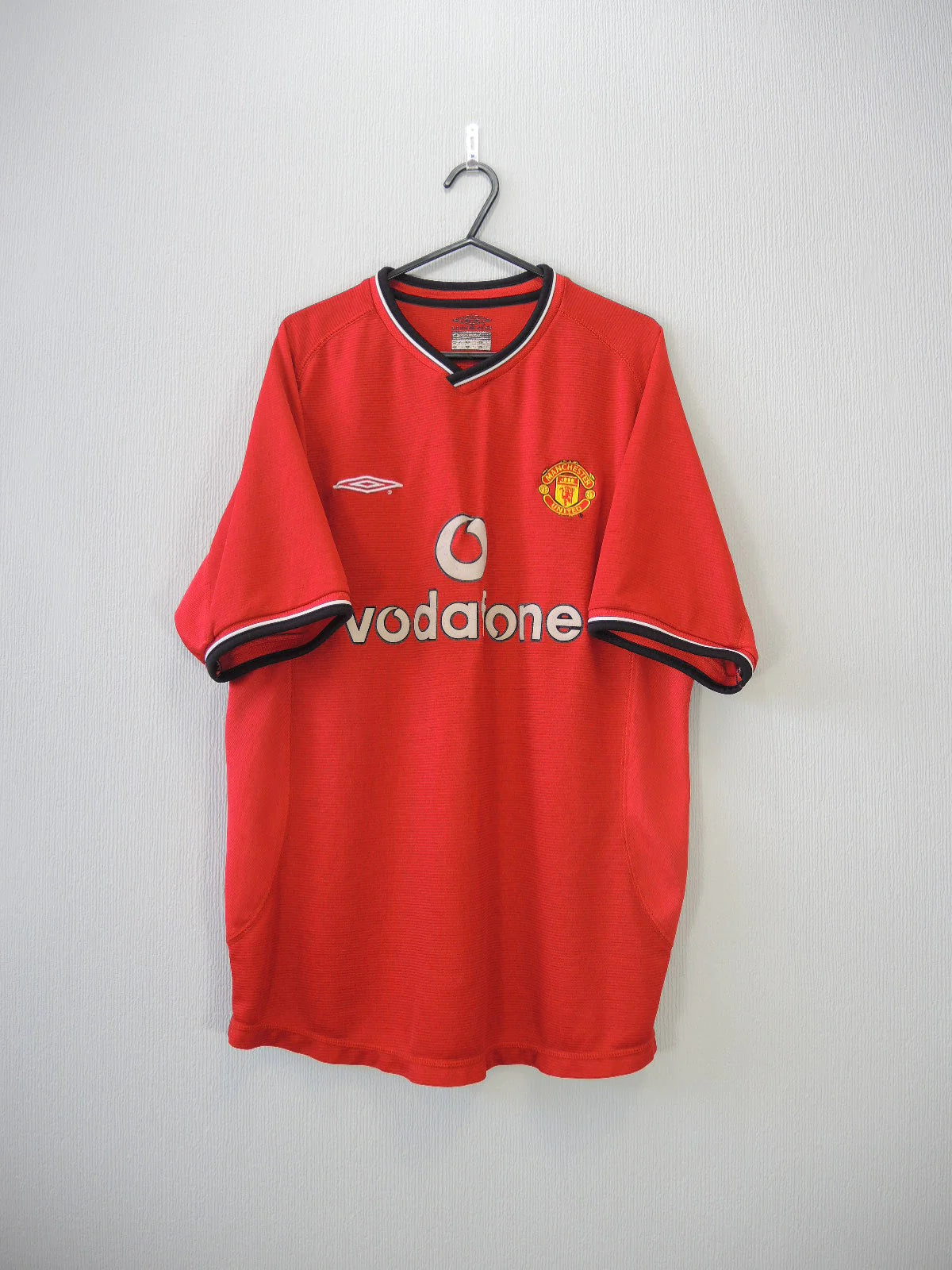 Manchester United Retro 2000 Vintage Home Jersey