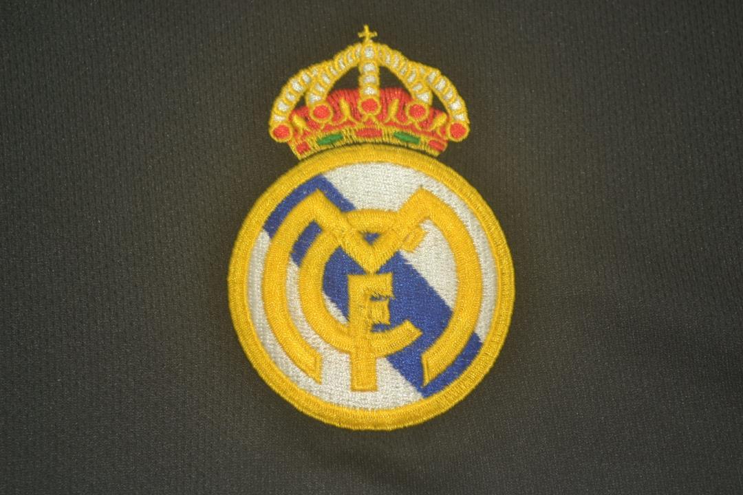 Real Madrid 2004/2005 Vintage Retro Away Jersey - Concept Kits