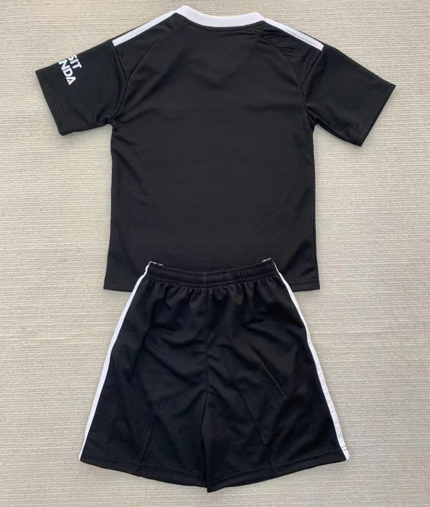 Arsenal 24/25 Kids Goalkeeper Black Jersey Set - Concept Kits