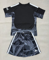Arsenal 26/27 Black/White Stripes Goalkeeper Kids Jersey Set