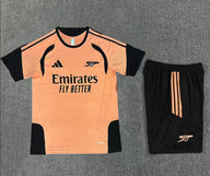 Arsenal 26/27 Dusky Orange/Black Training Kids Jersey Set