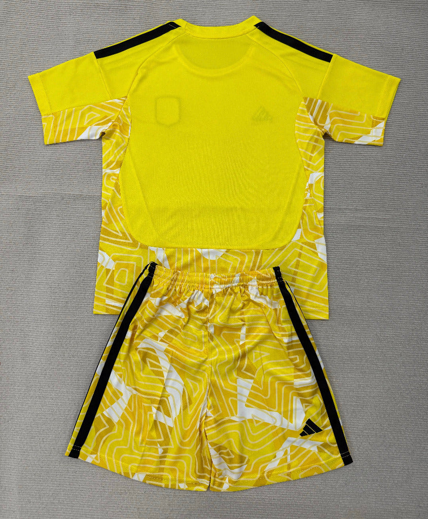 Aston Villa 26/27 Yellow/Black Goalkeeper Kids Jersey Set