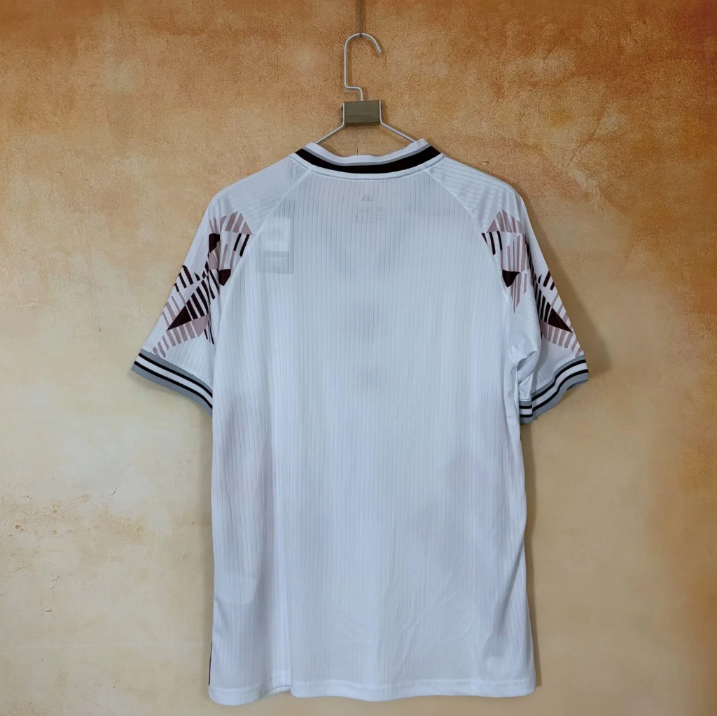 Bayern 26/27 White/Black Special Jersey