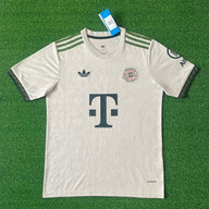 Bayern Munich 25/26 Beige/Green Wiesn Jersey