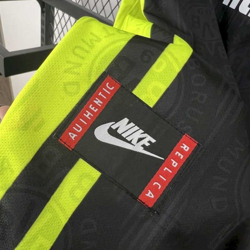 Borussia Dortmund 1996/97 Vintage Retro Black Away Jersey