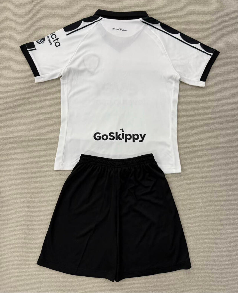 Bristol City 25/26 White/Black Away Kids Jersey Set