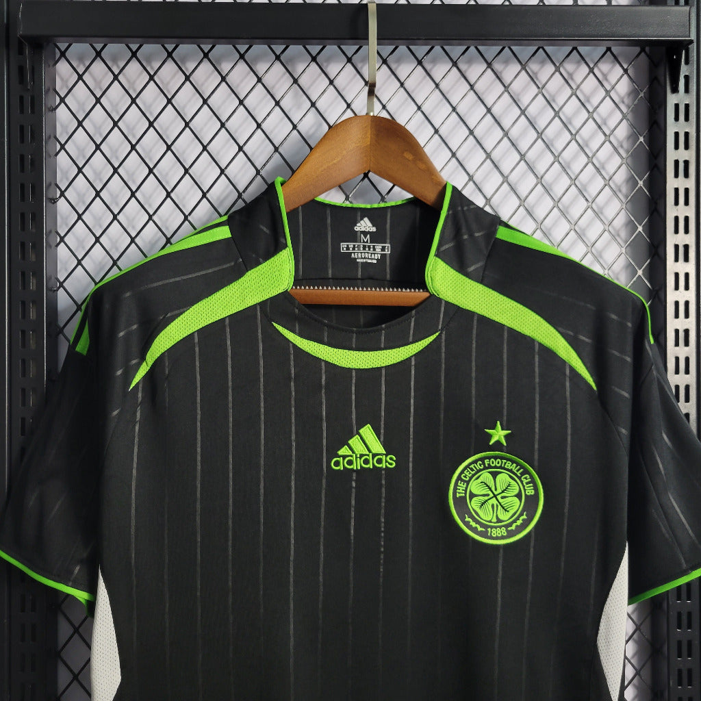 Celtic 2006/07 Vintage Retro Black/Green Training Jersey