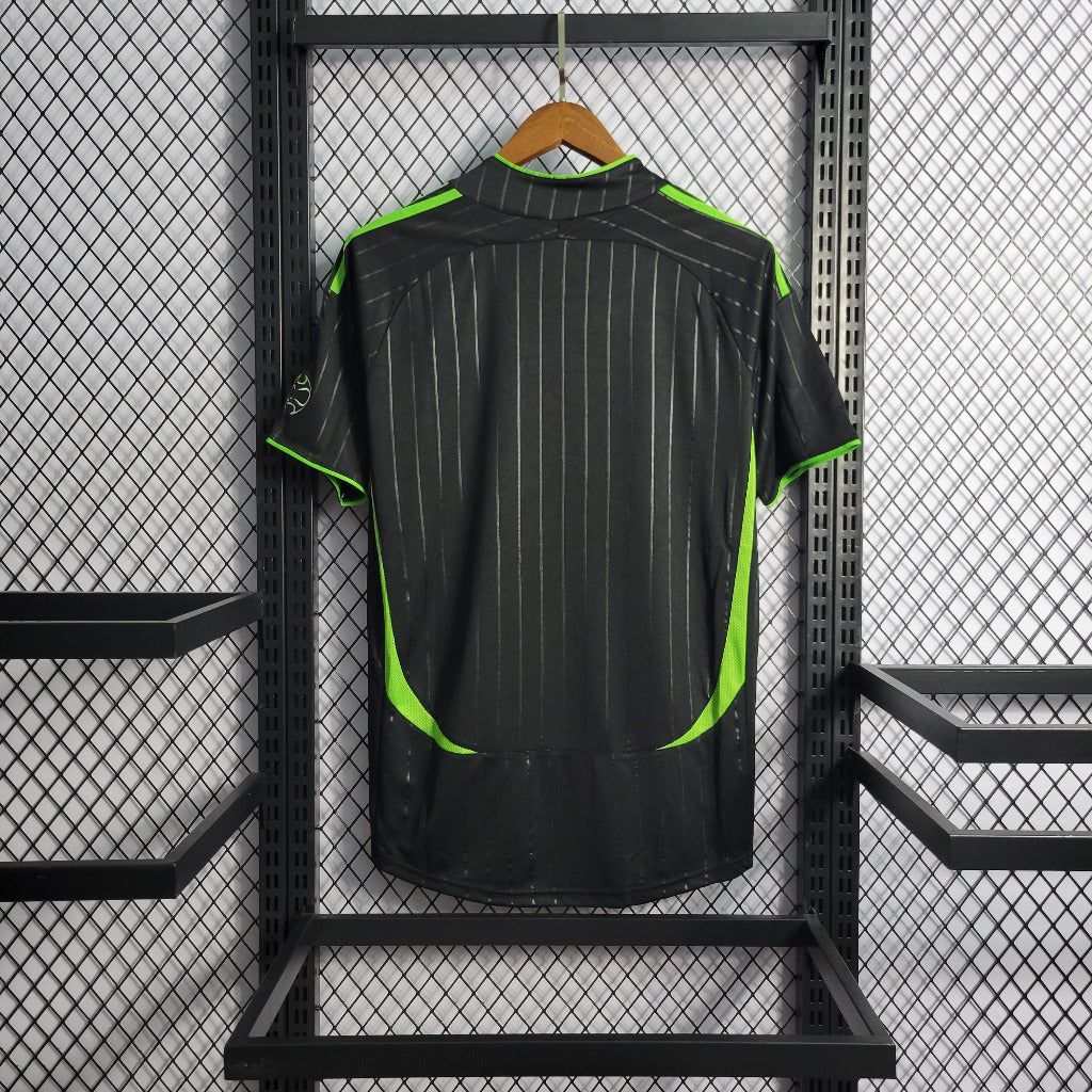 Celtic 2006/07 Vintage Retro Black/Green Training Jersey