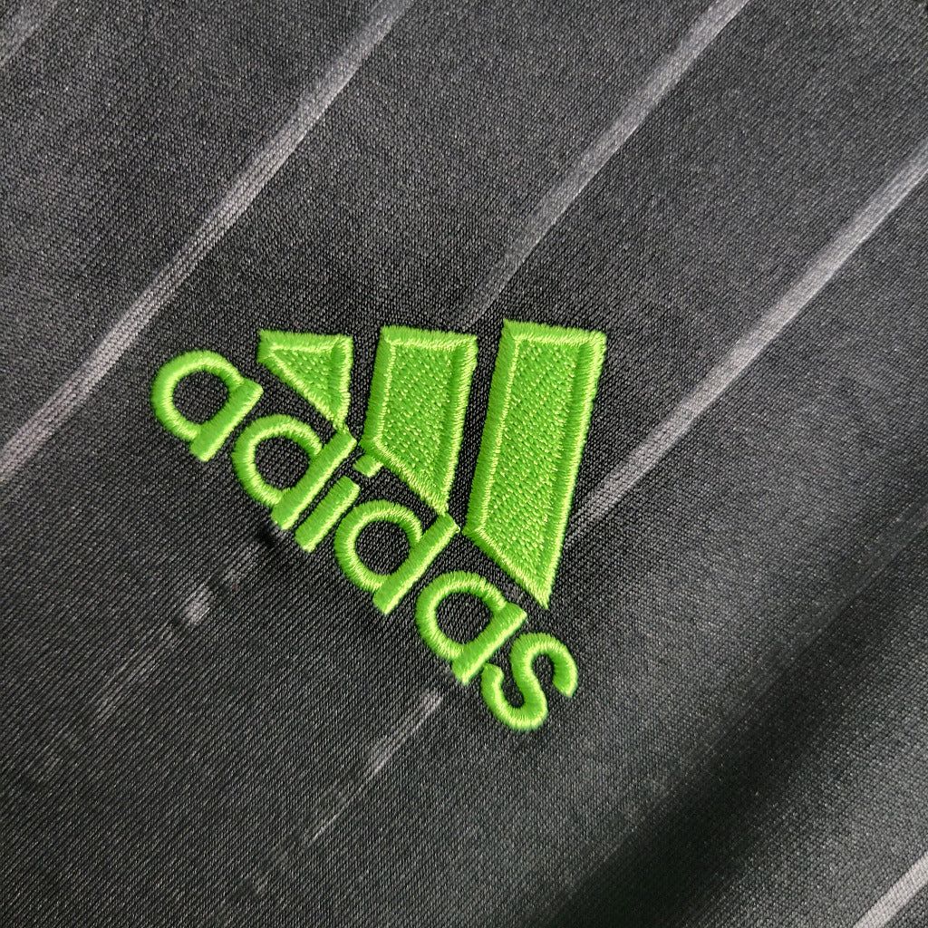 Celtic 2006/07 Vintage Retro Black/Green Training Jersey