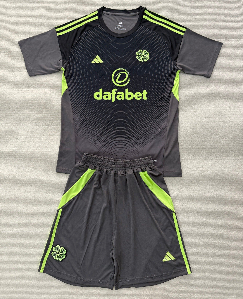 Celtic 25/26 Black Goalkeeper Kids Jersey Set