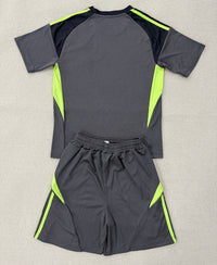 Celtic 25/26 Black Goalkeeper Kids Jersey Set