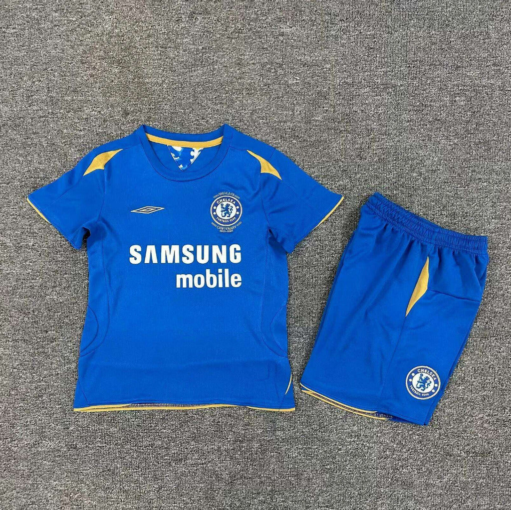 Chelsea 2005/06 Vintage Retro Home Kids Jersey Set