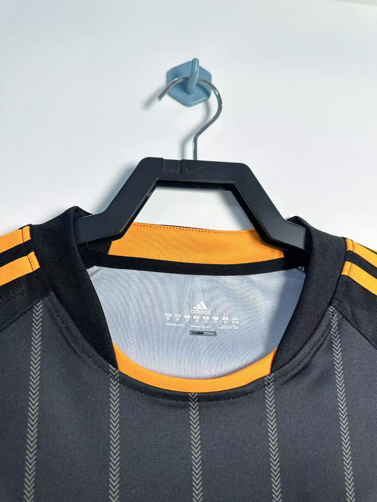 Chelsea 2010/11 Vintage Retro Away Jersey - Concept Kits