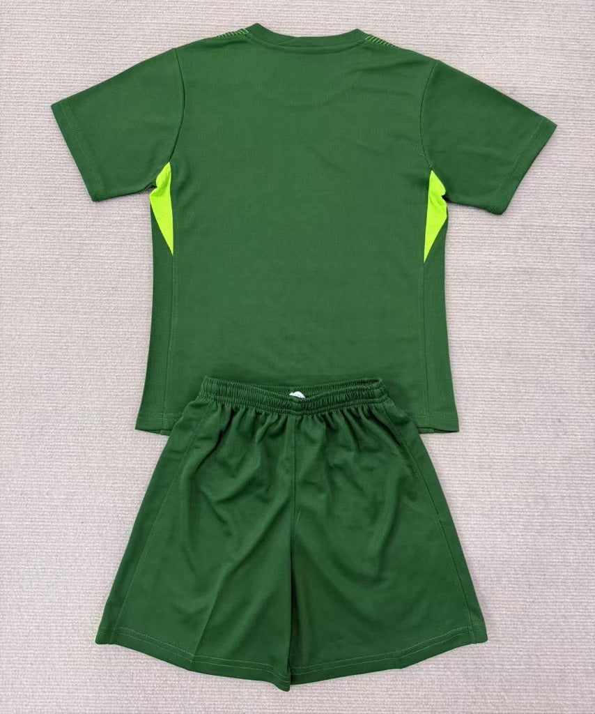 Chelsea 25/26 Green Goalkeeper Kids Jersey Set