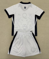 Chelsea 25/26 White Lion Kids Jersey Set