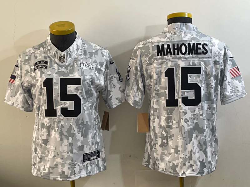 Chiefs 2023/24 Mahomes #15 Gray/Black Women NFL Jersey