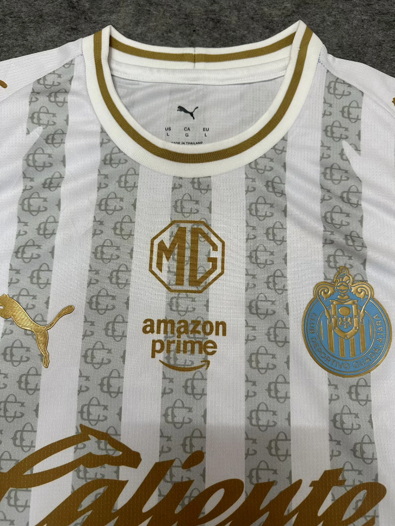 Chivas 25/26 White/Gray Stripes Home Jersey