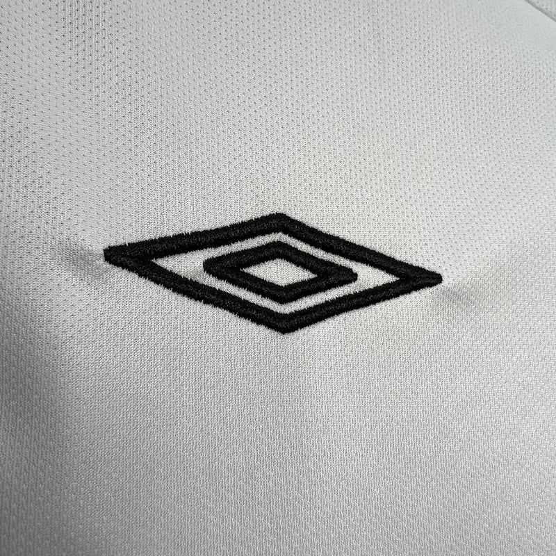 Colo-Colo 2006 Vintage Retro White Home Long Sleeve Jersey