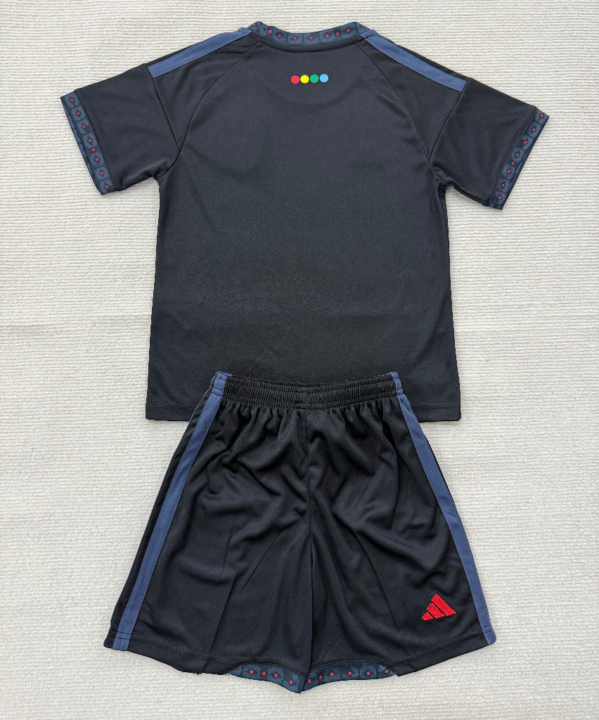 Colo-Colo 26/27 Solid Black/Blue Away Kids Jersey Set