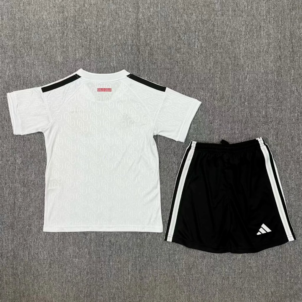 Colo-Colo 26/27 White/Black Home Kids Jersey Set