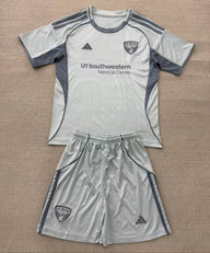 Dallas 25/26 Pre-Game Kids Jersey Set