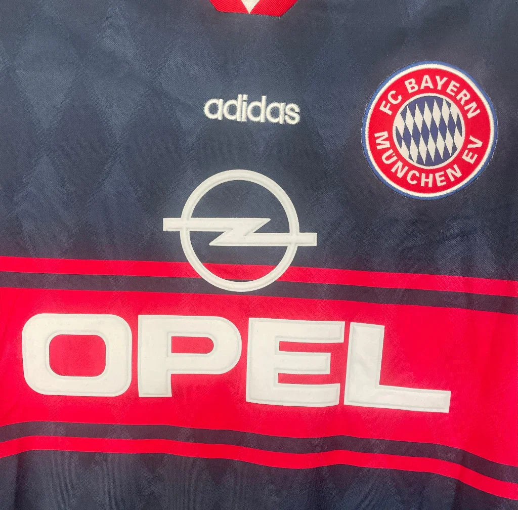 FC Bayern Munich 1997/99 Vintage Retro Home Long Sleeve Jersey - Concept Kits
