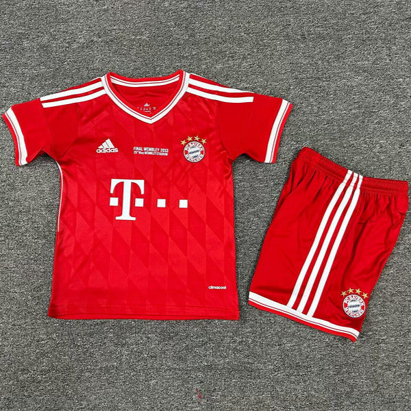 FC Bayern Munich 2013/14 Home UCL Final Version Kids Jersey Set