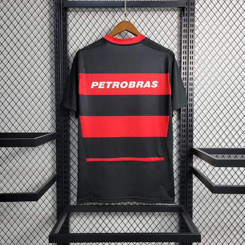 Flamenco 2000/01 Retro Red/Black Home Jersey