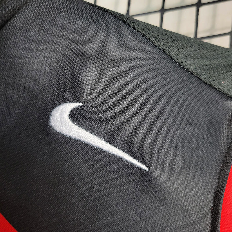 Flamenco 2000/01 Retro Red/Black Home Jersey