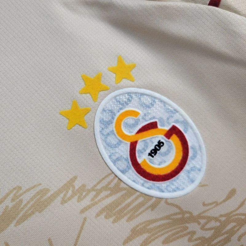 Galatasaray 2010/11 Retro Away Jersey