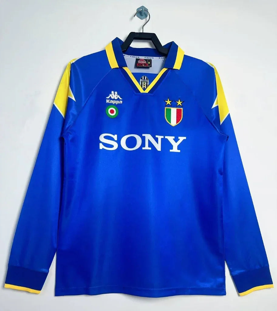 Juventus 1995/96 Vintage Retro Away Jersey