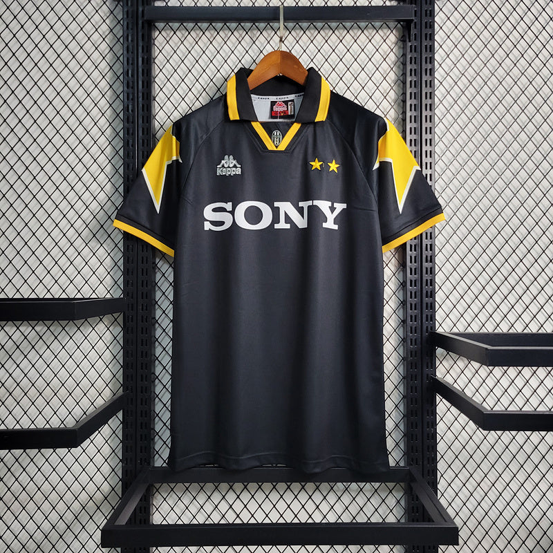 Juventus 1995/97 Vintage Retro Black Home Jersey