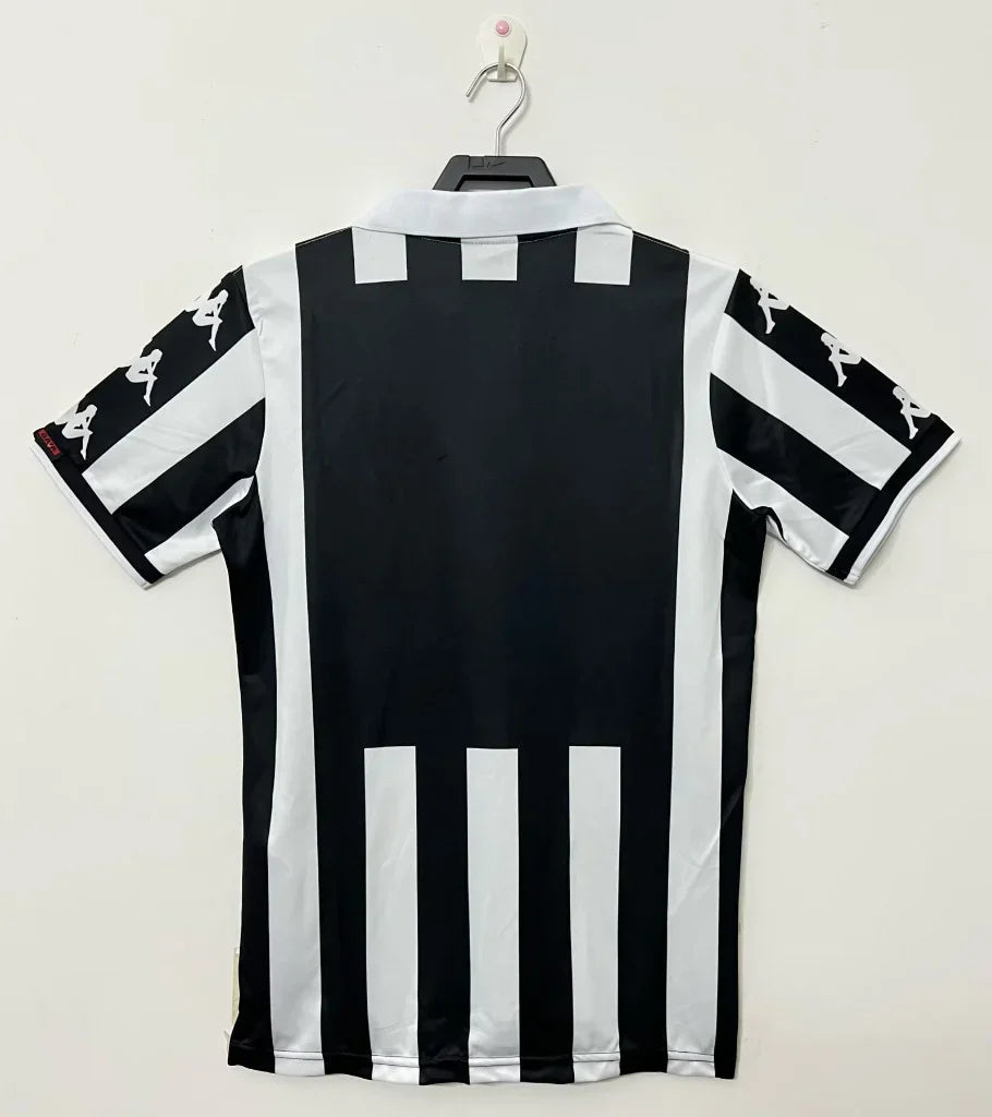 Juventus 1999/00 Vintage Retro Home Jersey