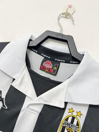 Juventus 1999/00 Vintage Retro Home Jersey