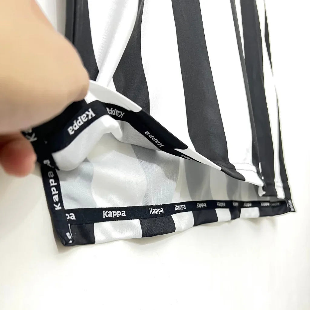 Juventus 1999/00 Vintage Retro Home Jersey