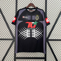 Juventus 2001/02 Vintage Retro Goalkeeper Jersey