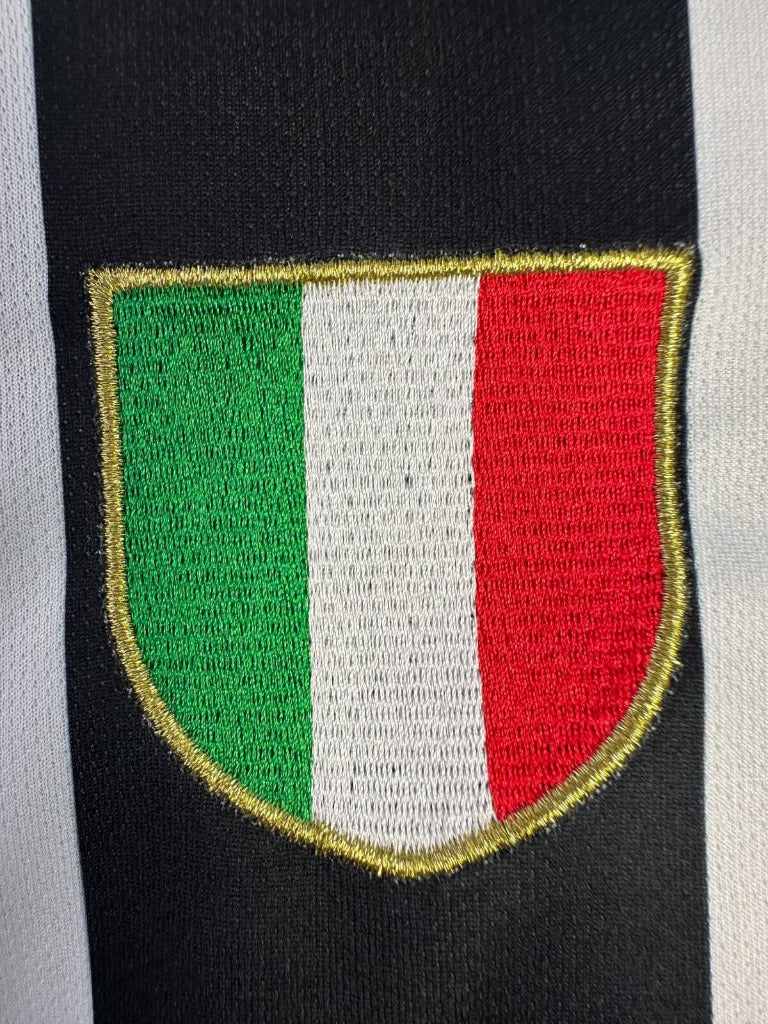Juventus 2002/03 Vintage Retro Home Jersey