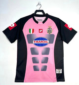 Juventus 2002/03 Vintage Retro Pink and Black Goalkeeper Jersey