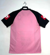 Juventus 2002/03 Vintage Retro Pink and Black Goalkeeper Jersey