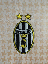 Juventus 2003/04 Vintage Retro Away Jersey