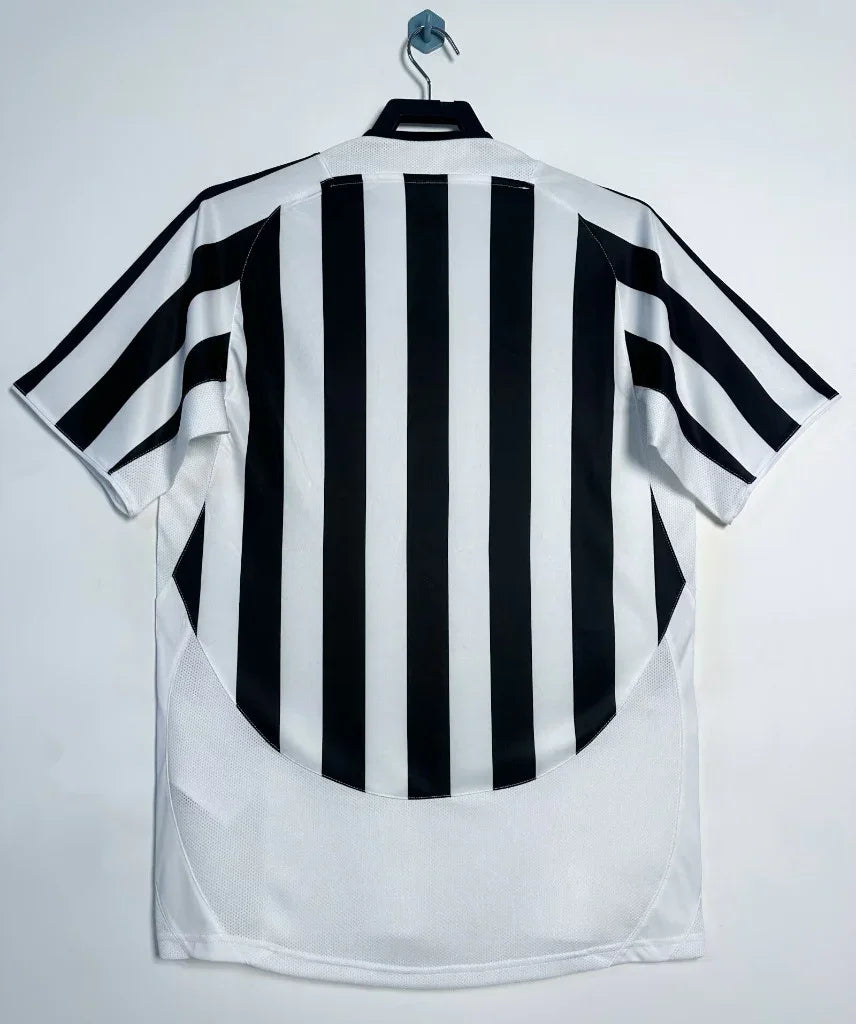Juventus 2003/04 Vintage Retro Home Jersey