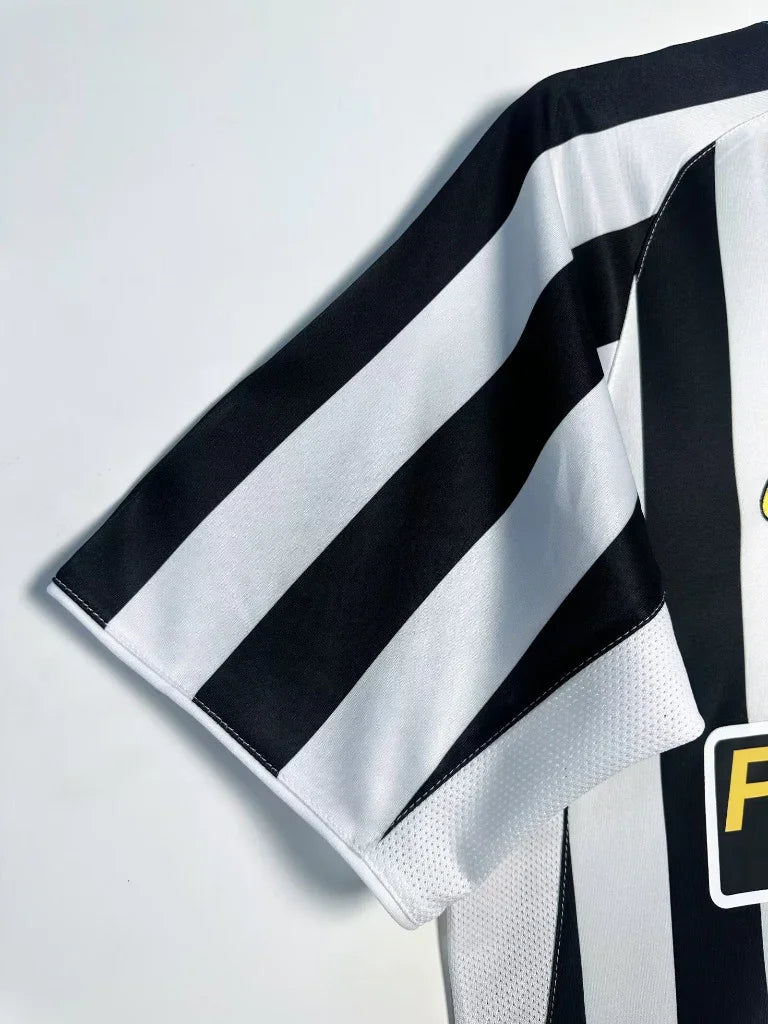 Juventus 2003/04 Vintage Retro Home Jersey
