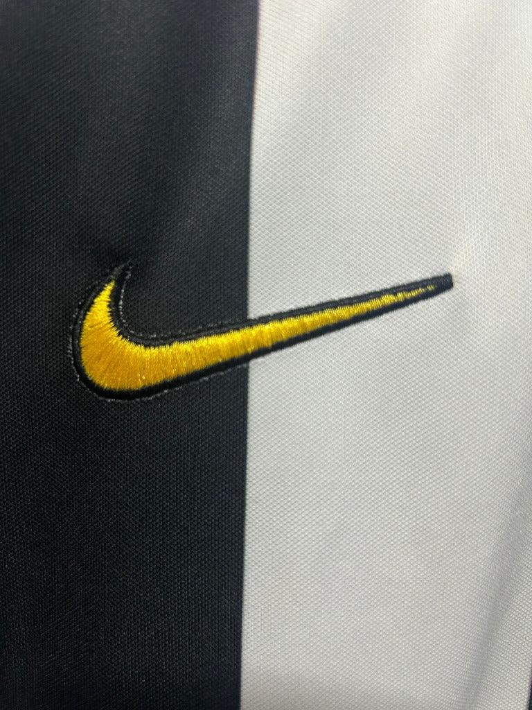 Juventus 2004/05 Vintage Retro Home Jersey