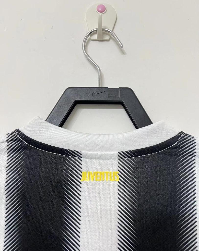 Juventus 2011/12 Vintage Retro Home Jersey