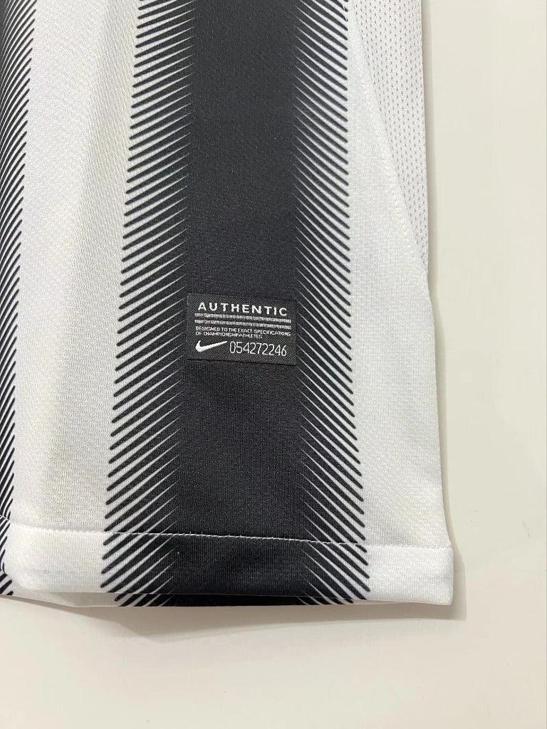 Juventus 2011/12 Vintage Retro Home Jersey