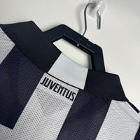 Juventus 2014/15 Vintage Retro Home Jersey