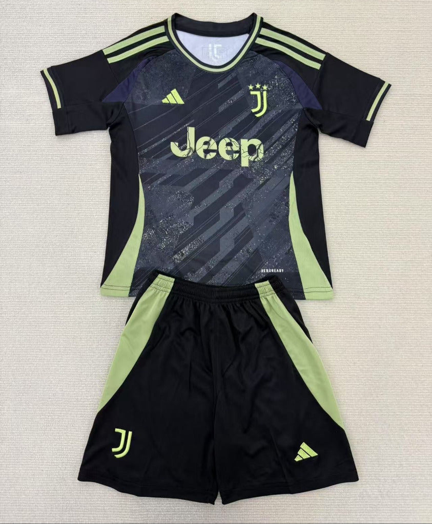 Juventus 25/26 Kids Black/Green Jersey Set