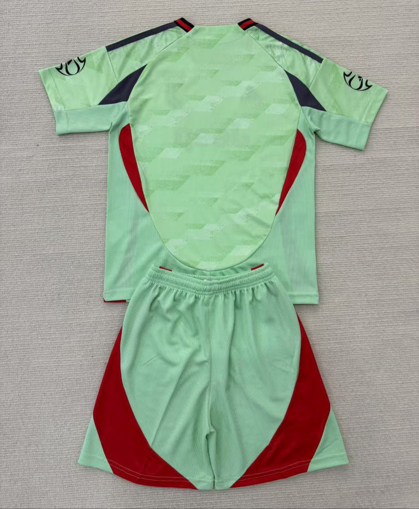 Juventus 25/26 Kids Green Jersey Set