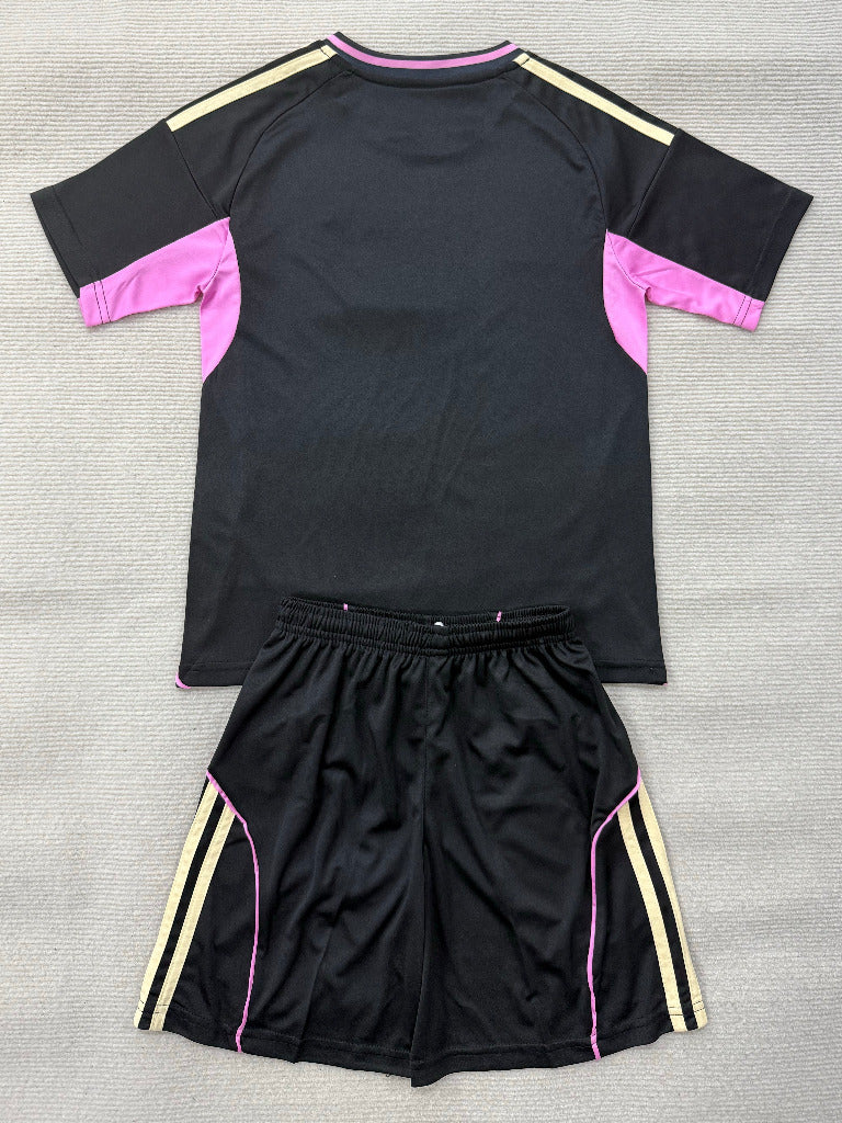 Juventus 26/27 Black/Pink Kids Jersey Set